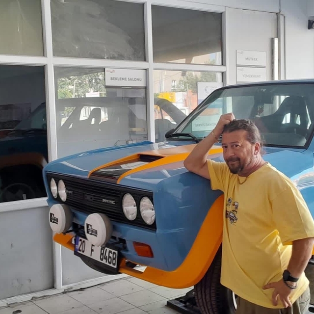 Kendi topladığı araçla yaptığı kazada hayatını kaybetti