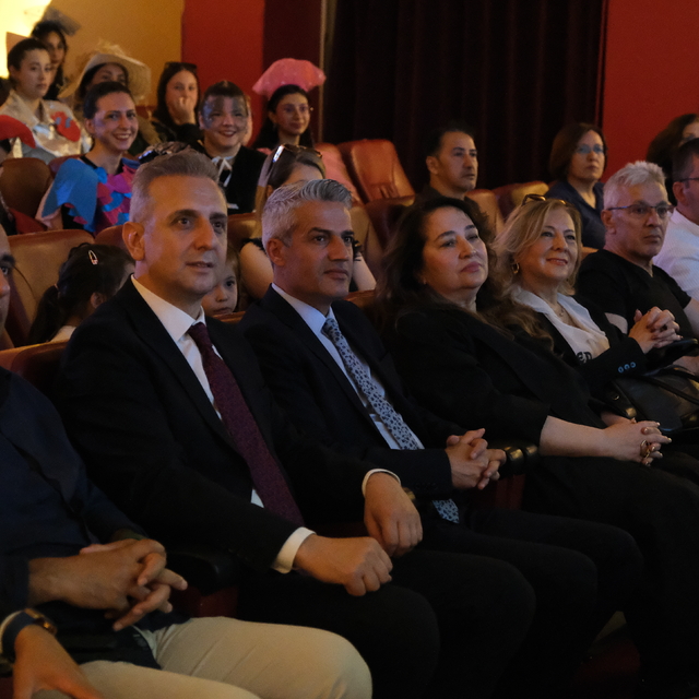 Bursa'da öğrenciler Türkiye Yüzyılı Maarif Modeli kapsamında tiyatro sanatı...