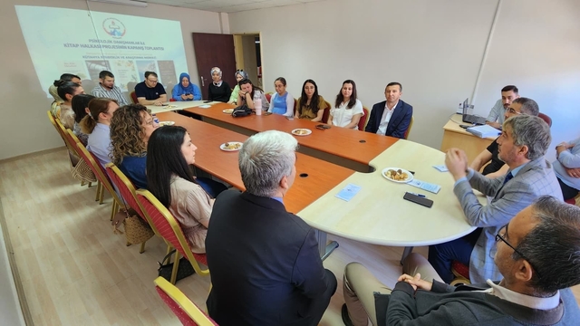 Kütahya'da 'Psikolojik Danışmanlar Kitap Halkası' projesi tamamlandı