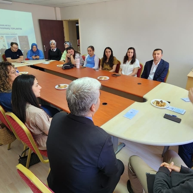 Kütahya'da 'Psikolojik Danışmanlar Kitap Halkası' projesi tamamlandı