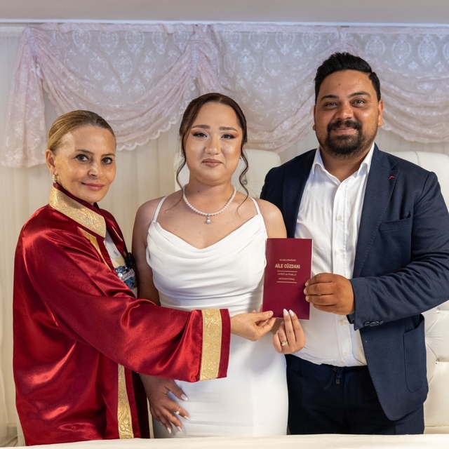 Mersin'de nikah dairesi "16.06.2026"da evlenmek isteyenleri ağırladı