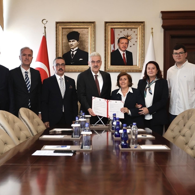 İnegöl'e 7 birimli yeni aile sağlığı merkezi için protokol imzalandı