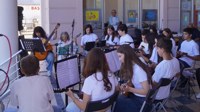 Ayvalık'ta Zeytin Çekirdeklerinden sezon finali konseri