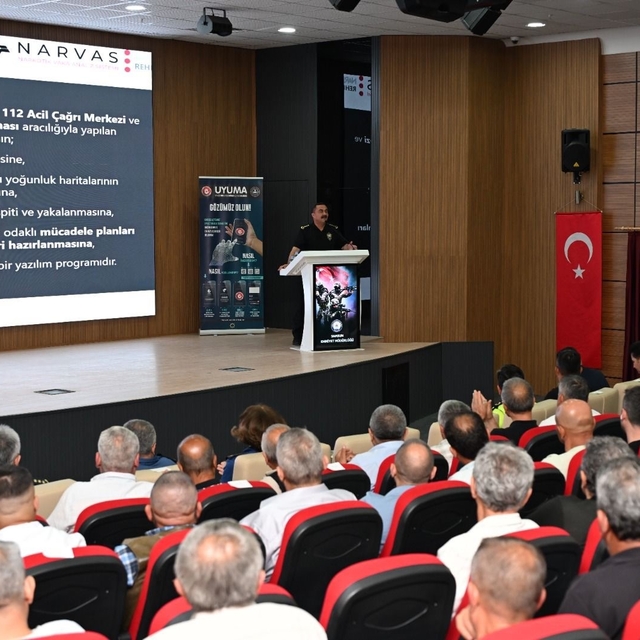 Toplu taşıma masaya yatırıldı
Emniyet Müdürü Arıbaş, toplu taşıma temsilcil...
