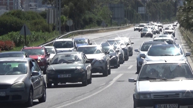 İzmir'de araç sayısı 2 milyon 144 bini geçti