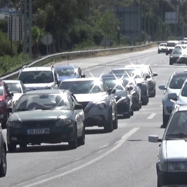 İzmir'de araç sayısı 2 milyon 144 bini geçti