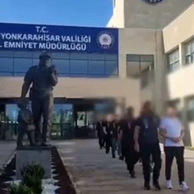 Sahte araç ilanları aracılığıyla dolandırıcılık; 11 gözaltı