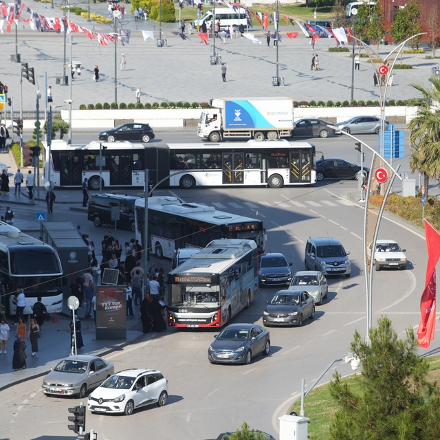 Samsun'da motorlu kara taşıtları bir yılda 37 bin arttı