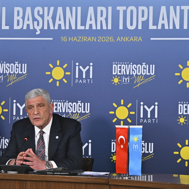 İYİ Parti Genel Başkanı Dervişoğlu, partisinin il başkanlarıyla bir araya g...