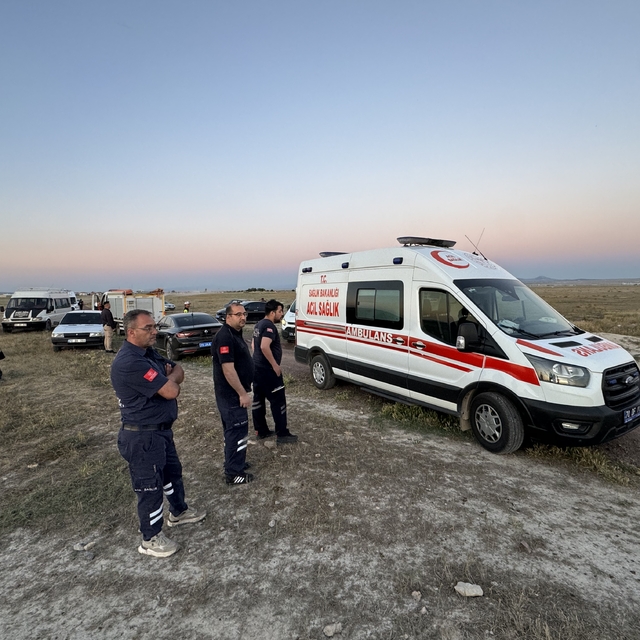 Karaman'da dereye devrilen otomobildeki 3 çocuk öldü, 4 kişi yaralandı