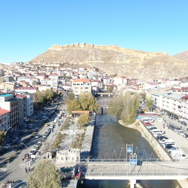 Bayburt'ta 2 vali yardımcısı ve 2 kaymakamın görev yeri değişti