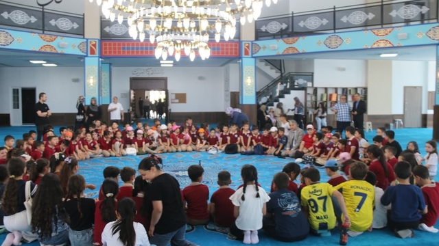 Kütahya Hira Camii'nde Çocuk Şenliği düzenlendi