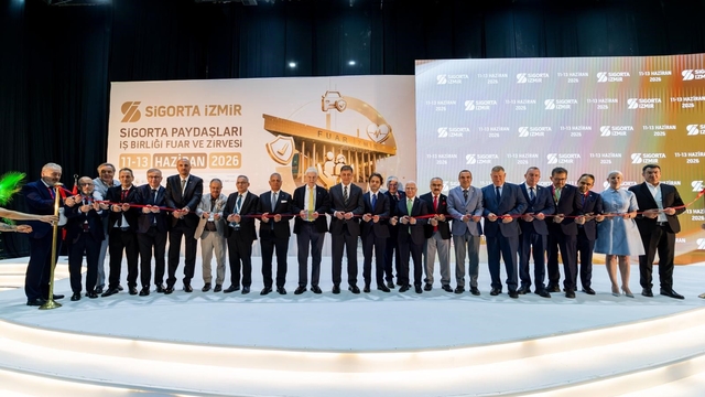 Sigorta İzmir sektörün buluşma noktası oldu