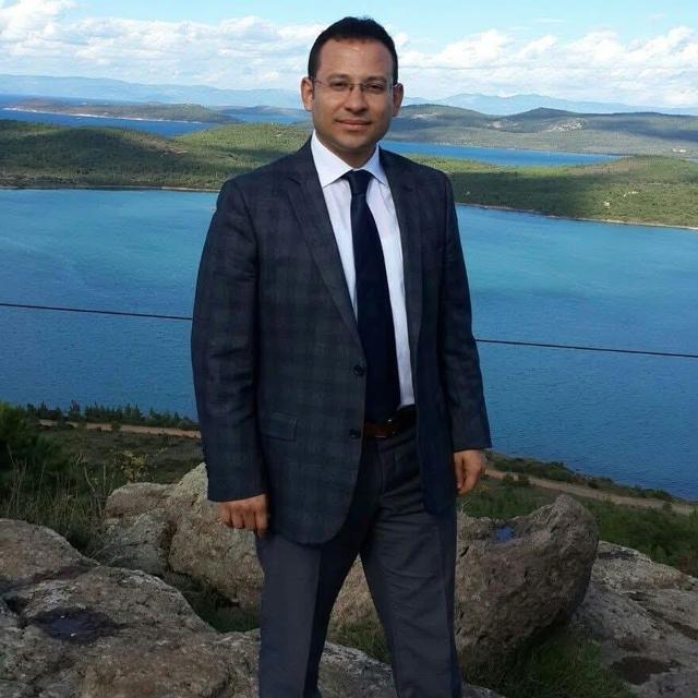 Ayvalık'ın sevilen başsavcısı Metin Tokel İzmir Cumhuriyet Başsavcı vekilli...