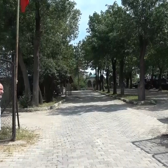 Karagöz Ahmed Paşa'nın Kütahya'daki kabri ve tarihi alan için "ziyarete açı...