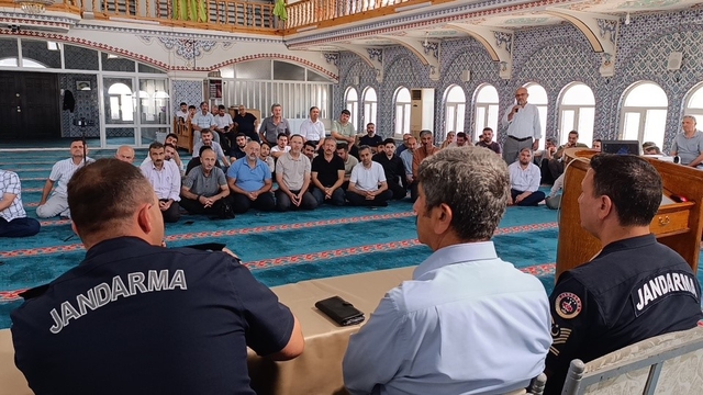 Anamur'da din görevlilerine toplum destekli güvenlik anlatıldı