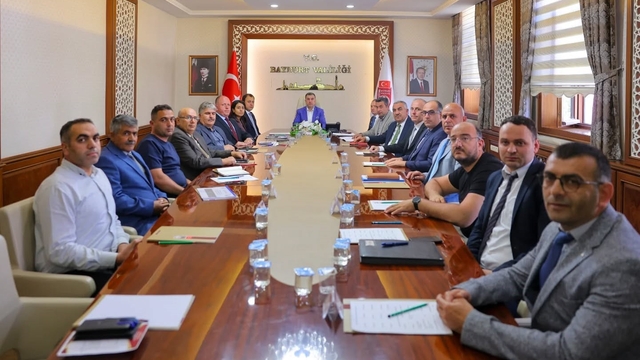 Köylerin altyapı ihtiyaçları toplantıda görüşüldü