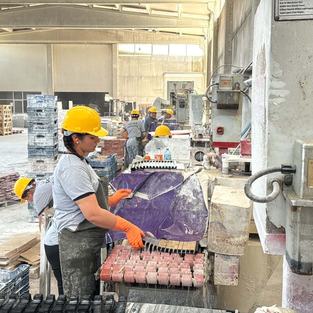 Mermer atıkları, kadınların elinde 2 milyon dolarlık ihracata dönüşüyor