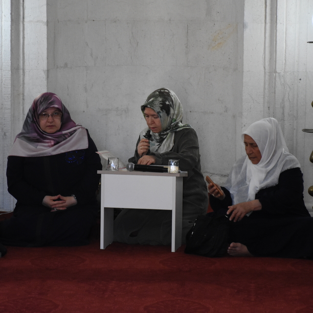 Taşlık Cami'sinde hatim ve belge takdim programı düzenlendi