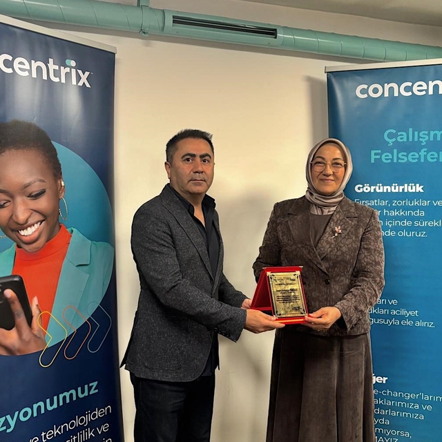 Van'da engelli istihdamına katkı sağlayan firmaya plaket verildi