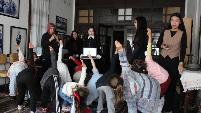 Bor Halk Kütüphanesi'nde 56 öğretmen adayından 19 farklı etkinlik