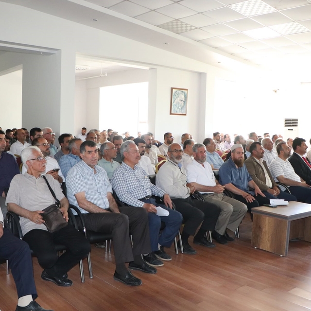 Elazığ'da Kur'an kursu öğreticileri ve din görevlilerine eğitim