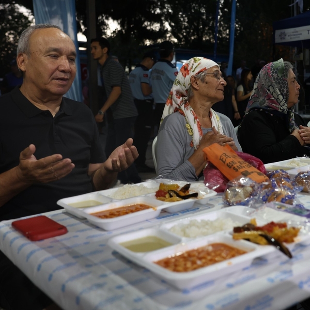 Muharrem ayı iftar sofraları Aydın'da kurulmaya başladı