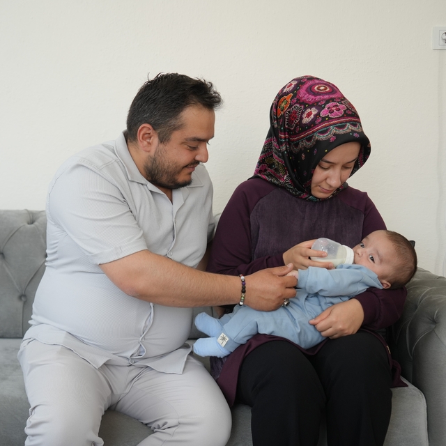 Faizsiz evlilik kredisi gençlere umut oluyor