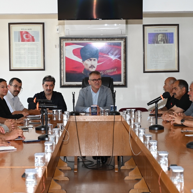 Seydişehir'de muhtarlar ile birlik ve kooperatif temsilcileri bir araya gel...