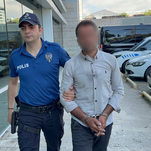 Araç tamirinde fazla para kavgasında müşterisini yaktı