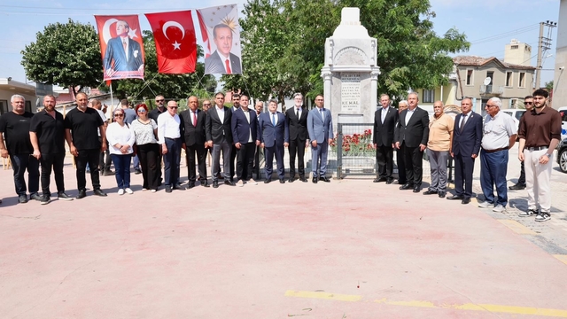 Menemenliler Şehit Kemal Bey'i unutmadı