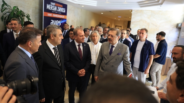 Sanayi koridorlarının kalbi Mersin'de attı
Çakır: "Mersin, Marmara'ya alternatif ekonomi bölgesi konumunda"