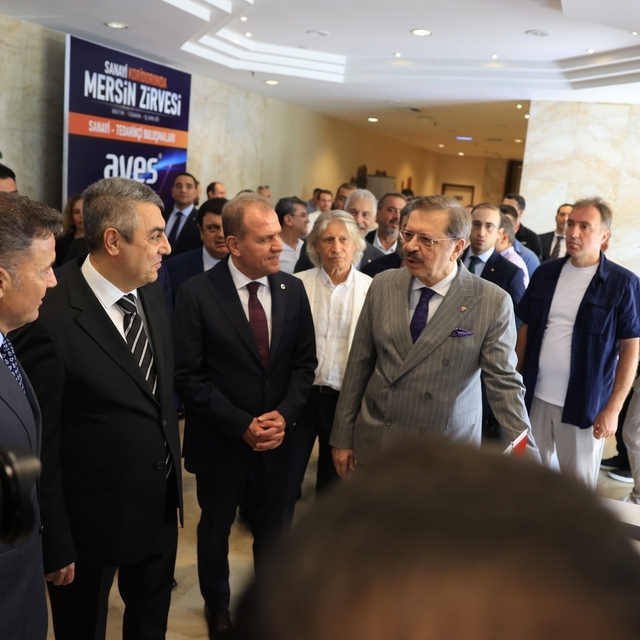 Sanayi koridorlarının kalbi Mersin'de attı
Çakır: "Mersin, Marmara'ya alter...