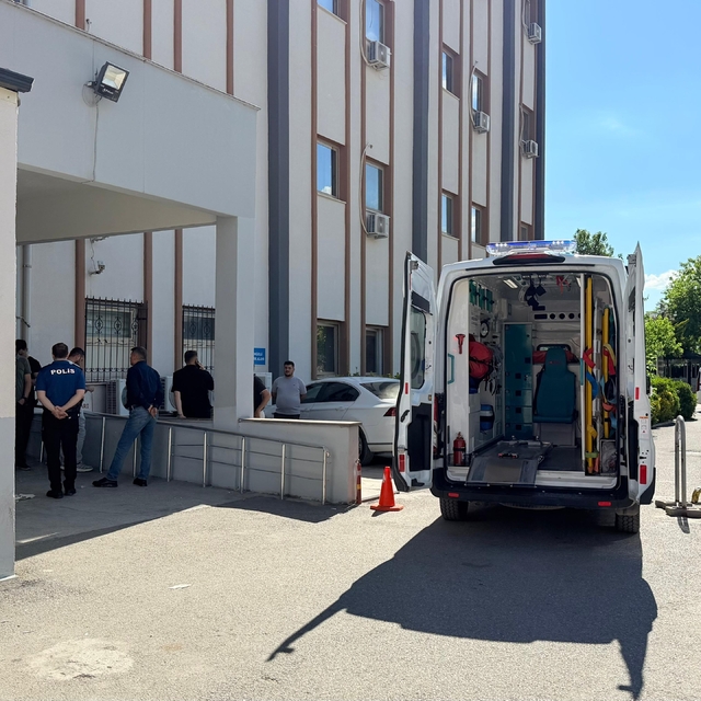 Silahlı kavgada 1 kişi yaralandı