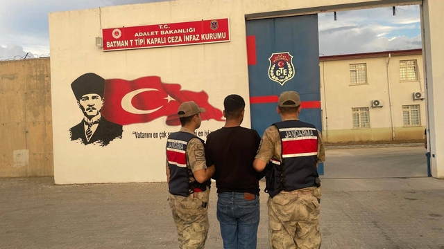 Batman'da 38 hükümlü yakalandı
