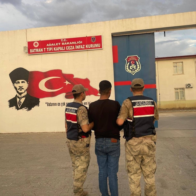 Batman'da 38 hükümlü yakalandı