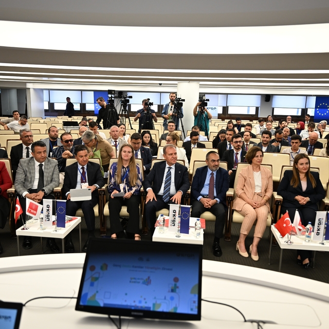 Başkan Seçer: "Çağdaş belediyecilik anlayışının en önemli aktörlerinden bir...