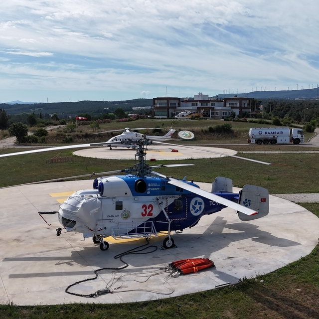 Çanakkale'de ateş savaşçıları 1 İHA, 4 Uçak, 6 Helikopter, 89 arazöz ve 112...