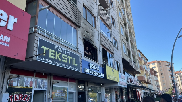 Niğde'de apartman dairesinde yangın