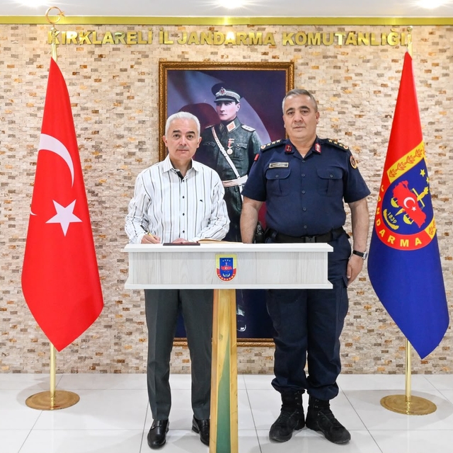 Kırklareli Valisi Turan, İl Jandarma Komutanlığını ziyaret etti