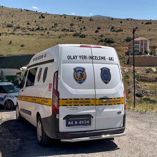 Husumetlisini pompalı tüfekle vurdu