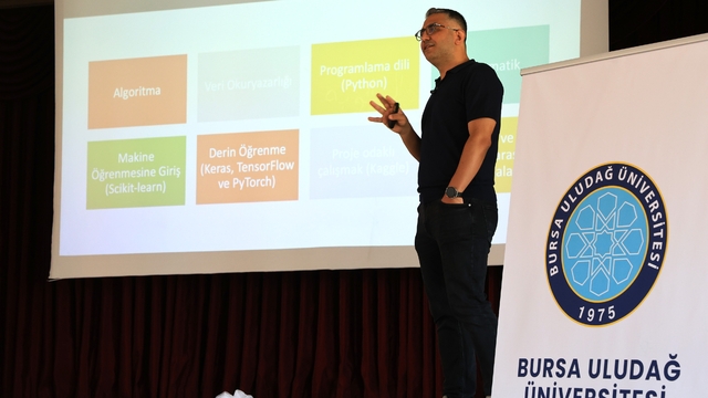 BUÜ'lü akademisyenler lise öğrencileriyle buluştu