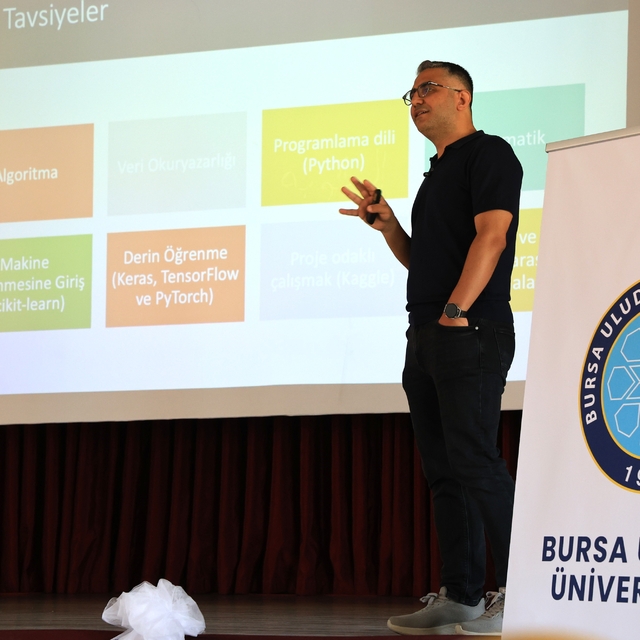 BUÜ'lü akademisyenler lise öğrencileriyle buluştu