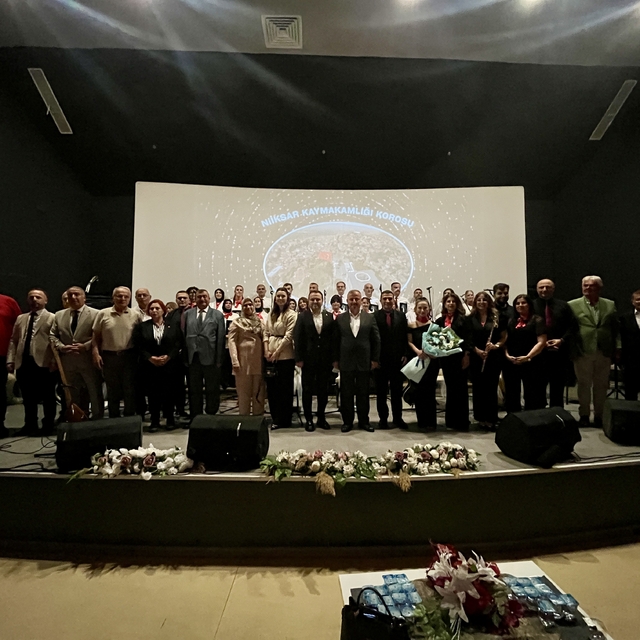 Niksar'da "80'ler 90'lar" konseri
