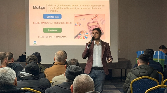 Finansal okuryazarlık eğitimleri Türkiye genelinde yaygınlaşıyor
Yaklaşık 6 bin çiftçi, okuryazarlığı güçlendirme eğitimlerine katıldı
