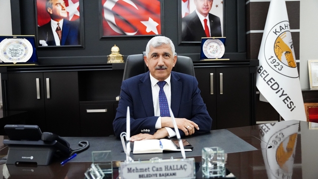 Kahta Belediyesi'nden YSK öğrencilerine ücretsiz ulaşım desteği