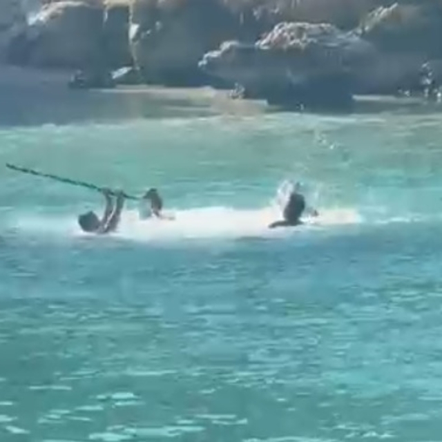 Denizde şişe ve sopayla darp olayında 3 tutuklama