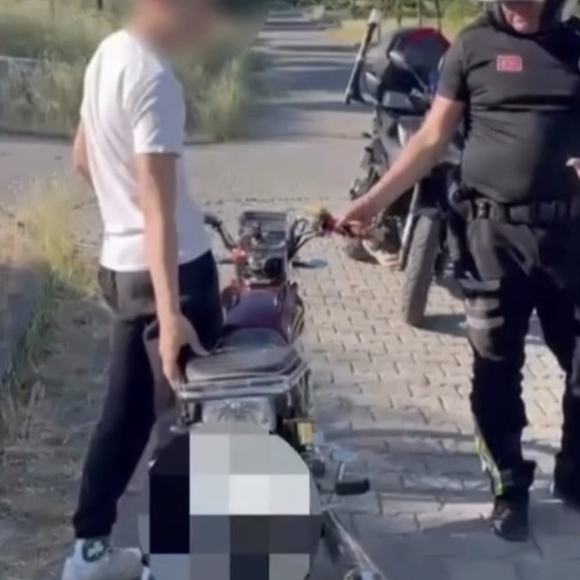 Abartı egzoz ve gürültüye geçit yok: 18 araç trafikten men edildi