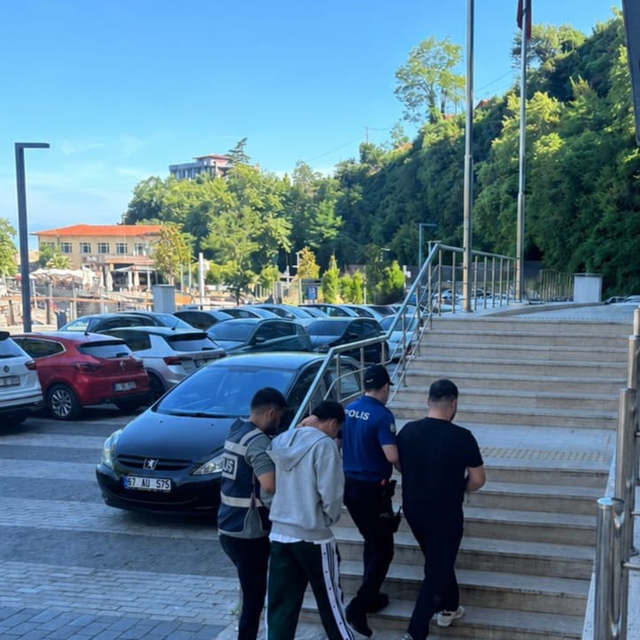 Zonguldak'ta fuhuş operasyonu; 2 tutukluma