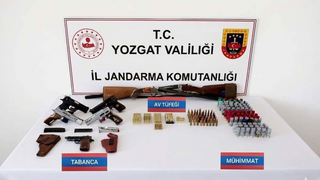 Yozgat'ta ruhsatsız silahlara el konuldu